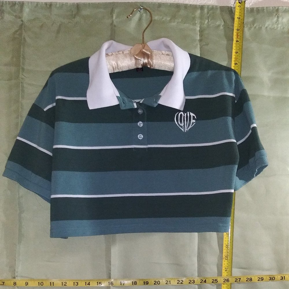 Green & white striped crop top by Faded Rose, size Jr's M